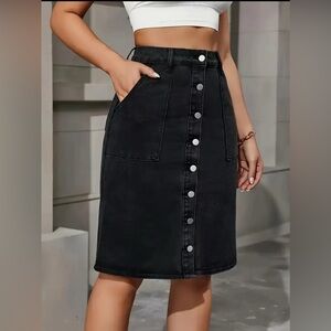 women’s black stretch button midi denim skirt size XL